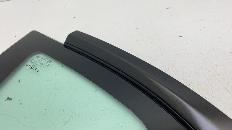 1915484-40-C ⭕24-25 Model 3 Rear Passenger Side Quarter Fixed Window Glass Right 1915484-40-C