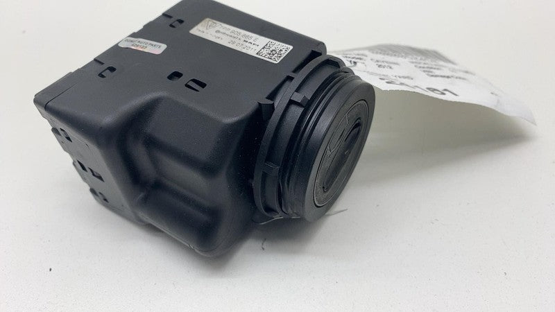 7PP905865E 2011-2018 Porsche Cayenne S Engine Start Ignition Switch Module w/ Keyless FOB