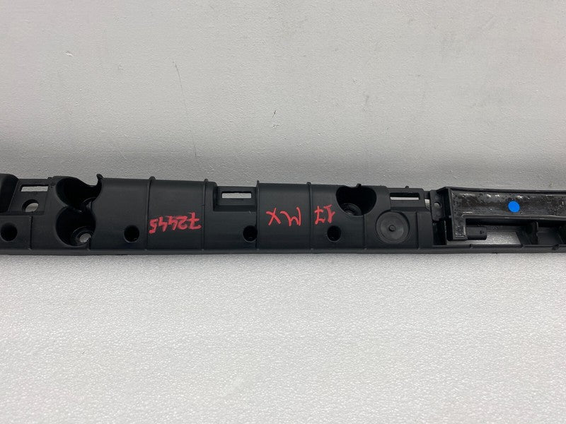 104669100B ⭕ 2016-2023 Tesla Model X  Rocker Carrier Panel Trim Bracket Right 1046691-00-B