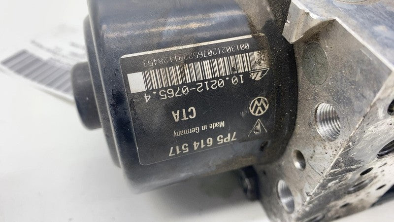 2011 2012 Porsche Cayenne S Anti-Lock ABS Hydraulic Brake Pump Control