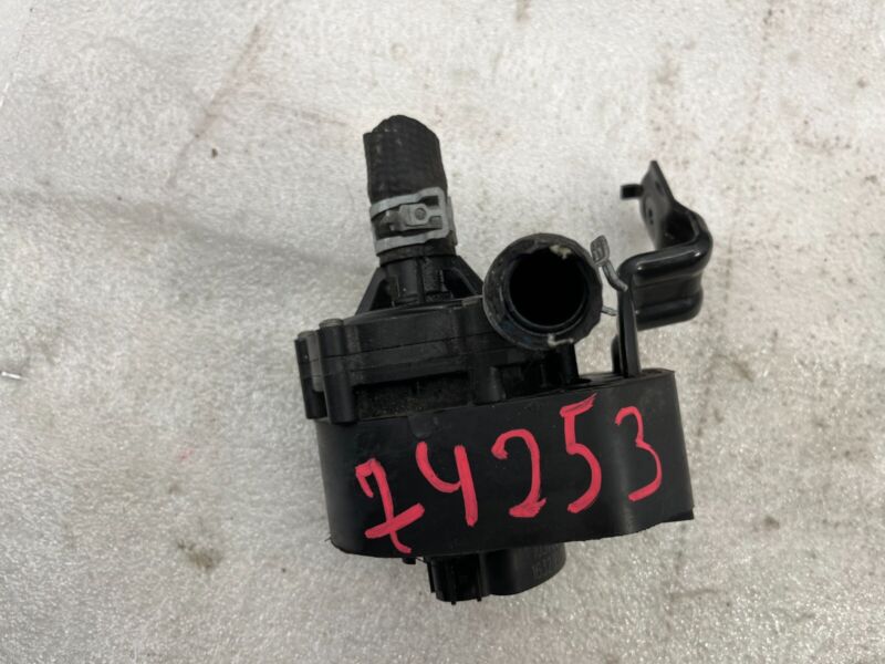 105723500F 2016-2020 Tesla Model S MS Electric Auxiliary Coolant Water Pump w/ Bracket Assy