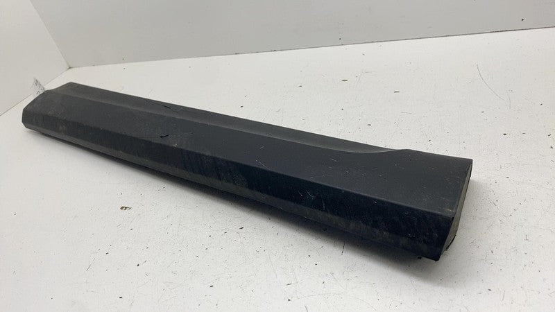 ⭕ 2022-2025 Rivian R1S Front Left Lower Molding Cladding Trim Panel PT