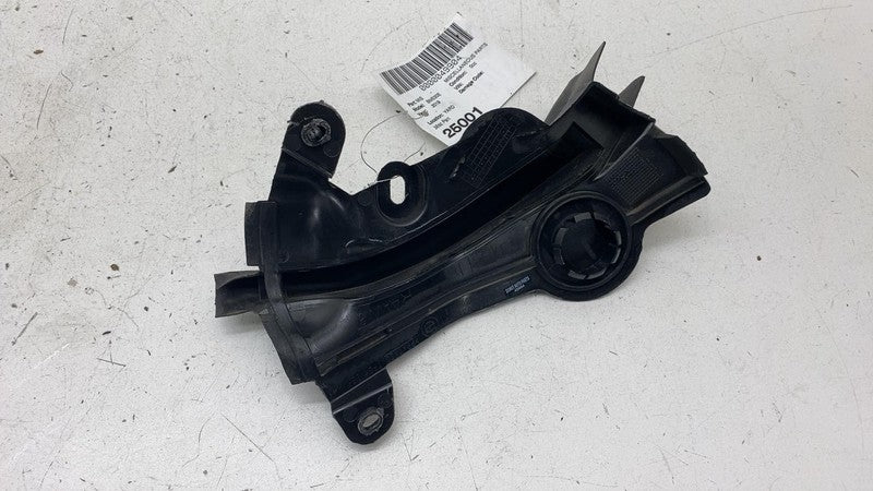 51767349601 2017-2022 BMW 530e Front Driver Side Hood Bonnet Gasket Seal Strip Cover Left LH