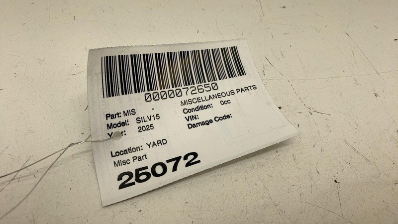 84923391 ⭕19-25 Chevrolet Silverado 1500 Front Right Door Window Glass Channel 84923391