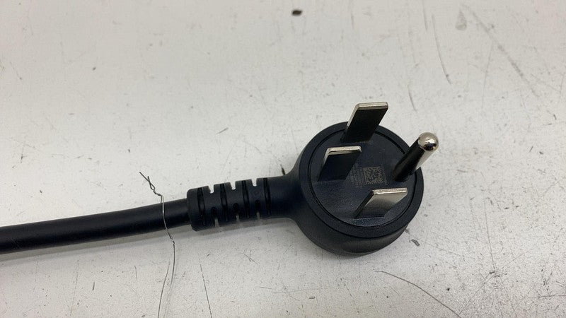 35570237 ⭕ 22-25 Rivian R1S Adapter 220v 240v Outlet Portable Charging Adapter 35570237