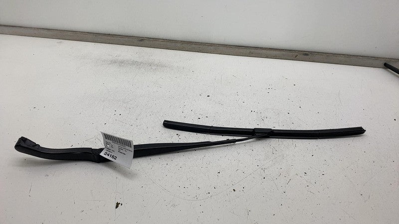 2022-2024 Rivian R1T R1S Front Driver Side Windshield Wiper Arm & Blad
