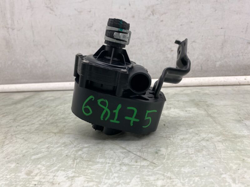 2016-2020 Tesla Model S MS Electric Auxiliary Coolant Water Pump w/ Bracket Assy