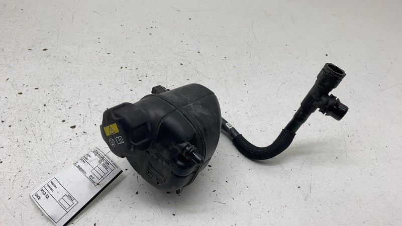 17139485733 2018-2020 BMW 530e G30 Engine Radiator Overflow Expansion Tank Reservoir w/ Hose