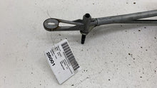 2018 2019 BMW 530e G30 Front Windshield Wiper Transmission Linkage w/ Motor Assy