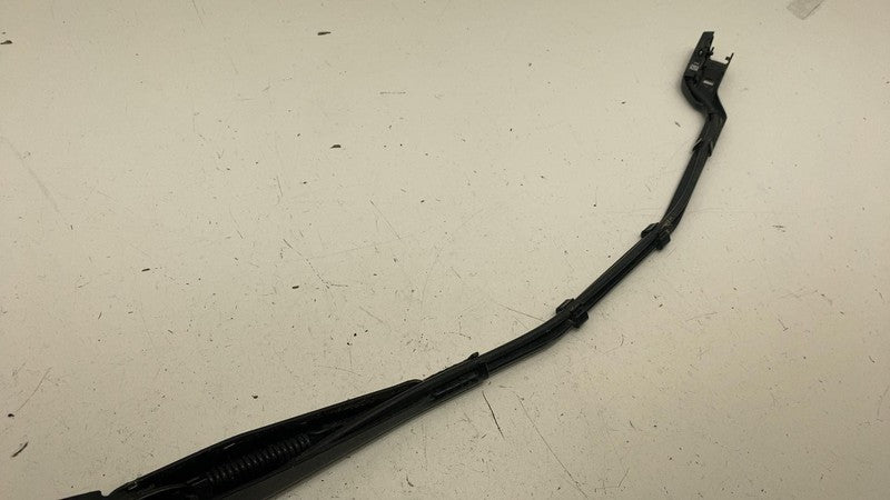 1076729 00 B ⭕ 2017-2023 Model 3 Front Passenger Side Windshield Wiper Arm Right 1076729-00-B
