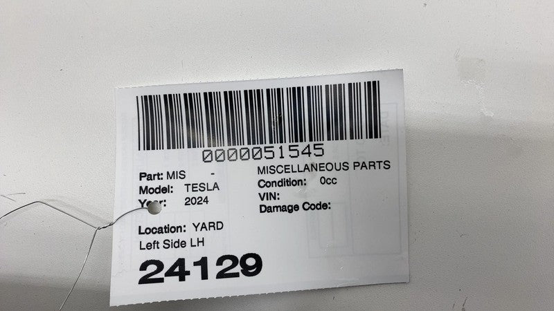 2024 Tesla Cybertruck Front Driver Side Rocker Step Trim Panel Bracket