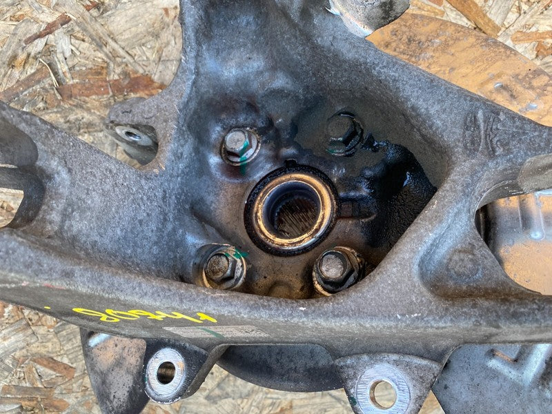 102741100D ⭕16-20 Model X Rear Left Spindle Knuckle w/ Wheel Hub & Dust Shield 1027411-00-D