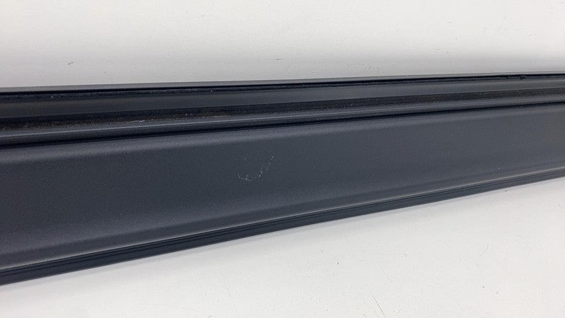 ⭕ 24-25 Tesla Cybertruck Lower Tonneau Horizontal Guide Rail Trim 1852
