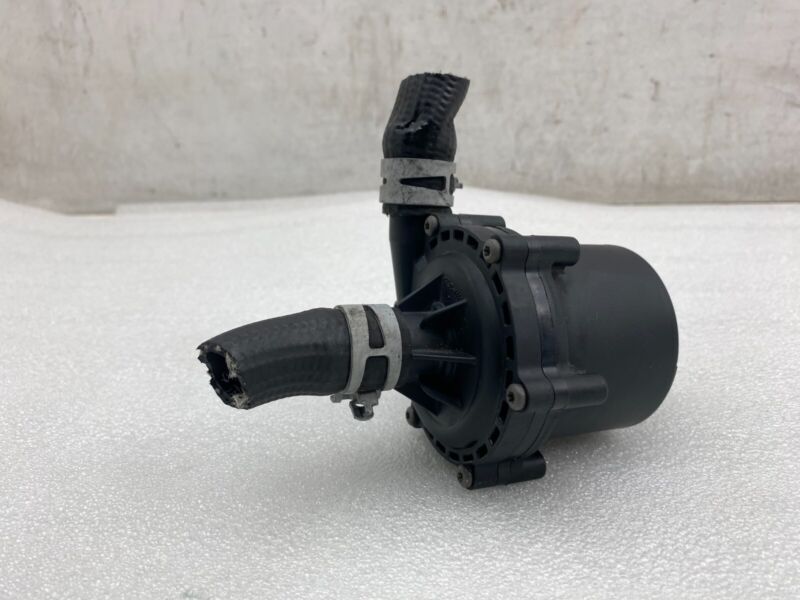 2016-2020 Tesla Model S X Cooling System Auxiliary Water Coolant Pump FWD Assy