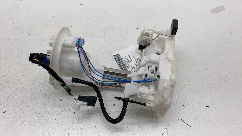 ⭕ 2023 2024 Toyota Prius Fuel Gas Tank Pump Sending Unit Assembly 7702