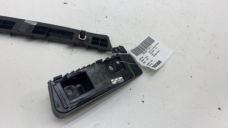 108399100J ⭕ 2017-2023 Model 3 Rear Right Retainer Wing & Tail Light Bracket 1083991-00-J