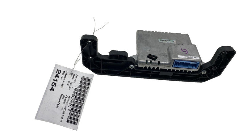 2016-2020 Tesla Model X MX Monocamera Drivers Assistance System Contro