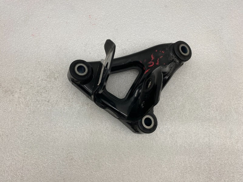 111023300C ⭕ 2017-2023 Tesla Model 3 M3 Front Left Side Drive Unit Motor Mount 1110233-00-C