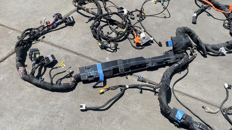 ⭕ 2022-2024 Rivian R1T Body Cabin Main Wiring Harness Cable Wire C3000