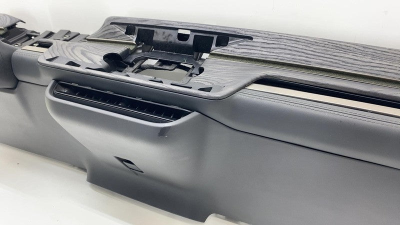 ⭕ 2022-2024 Rivian R1T R1S Front Dashboard Dash Panel Trim Panel Assembly