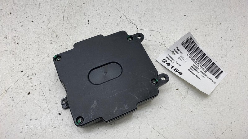 106205600B 2016-2020 Tesla Model X Rear Falcon Controller Door Control Module 1062056-00-B