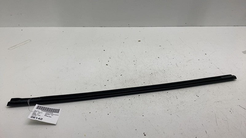 ⭕ 2021-2025 Tesla Model 3 Rear Right Door Window Outer Belt Molding 10