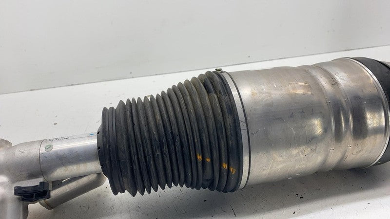 ⭕ 2025 Rivian R1S Front Left Strut Shock Absorber LH PT00964203-A (PAR