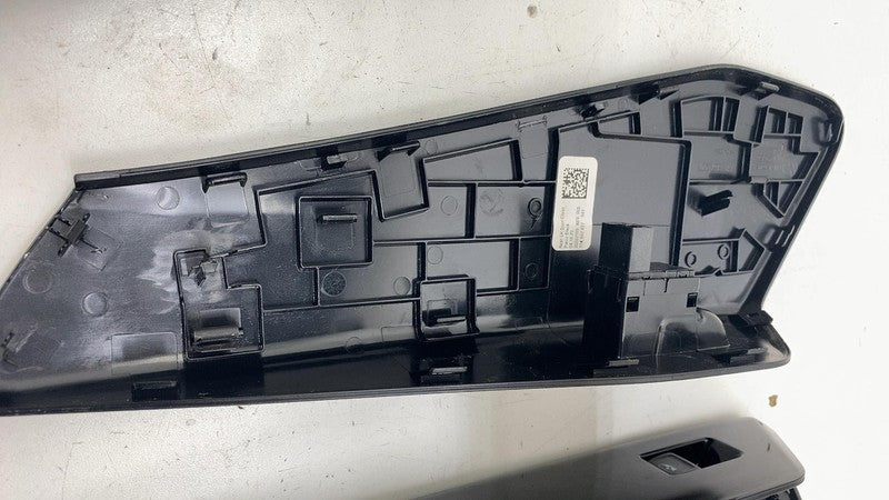 ⭕2021-2023 Volkswagen ID.4 Front & Rear Left & Right Door Panel Trim Cover Black