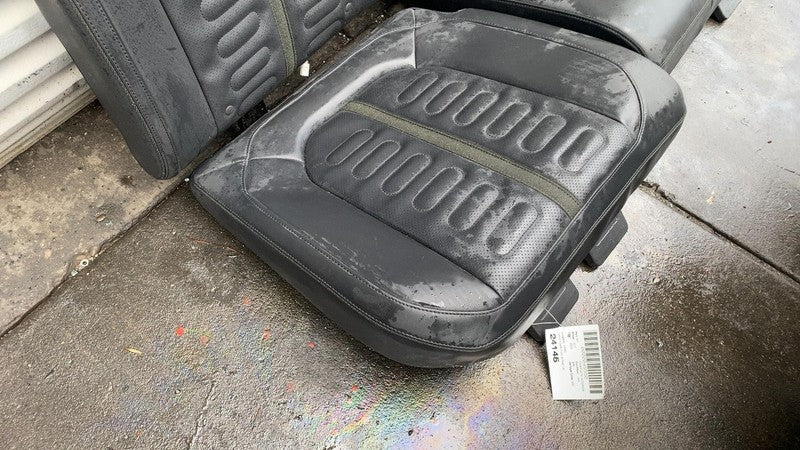 ⭕ 2022-2024 Rivian R1T Front Left & Right + Rear 2nd Row Leather Seat Black Assy