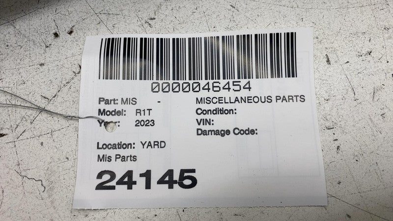 PT00039250 ⭕ 2022-2024 Rivian R1T Rear Upper Roof Spoiler Camera Valance Panel PT00039250