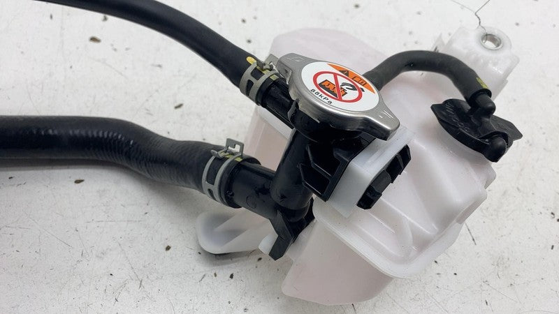 ⭕ 2023-2025 Toyota Prius Radiator Coolant Overflow Reservoir Tank w/ H