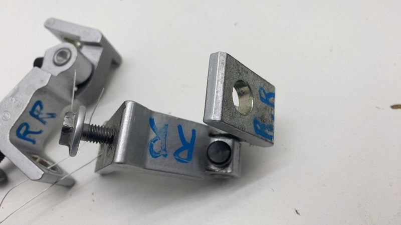 8K0831402A 2011-2018 Porsche Cayenne S Rear Passenger Side Upper & Lower Door Hinge Right