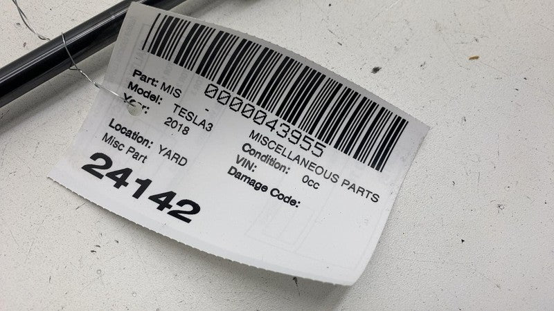 109156000B ⭕17-20 Model 3 Rear Left or Right Trunk Lid Gas Strut (Non-Powered) 1091560-00-B