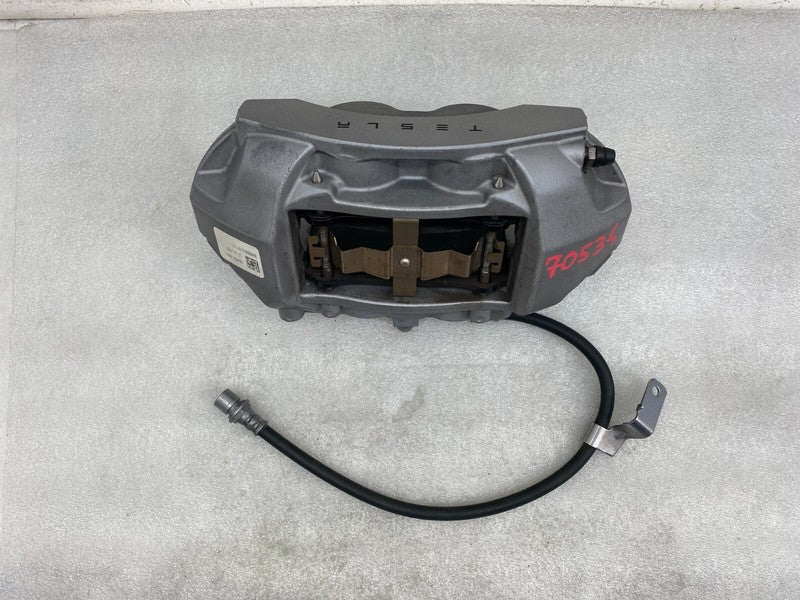 104462100E ⭕ 17-23 Model 3 Front Driver Side Caliper w/ Brake Hose Line Left 1044621-00-E