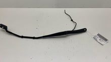 ⭕ 2017-2023 Model 3 Front Passenger Side Windshield Wiper Arm Right 1076729-00-B