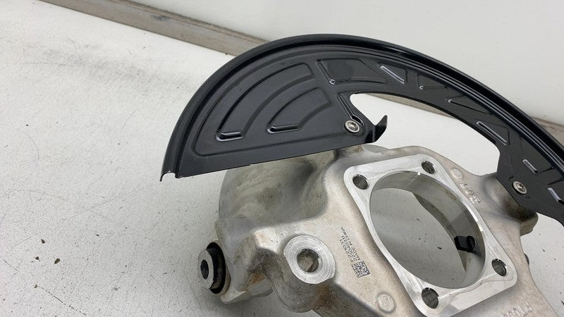 PT00052788-D ⭕ 22-24 Rivian R1T R1S Rear Left Spindle Knuckle w/ Dust Shield AWD PT00001891