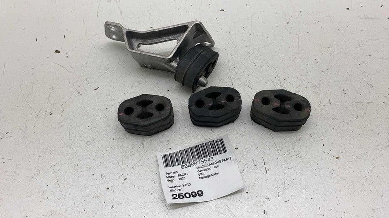 68250053AA ⭕ 2017-2025 Chrysler Pacifica Rear Exhaust Muffler Mount w/ Insulator 68250053AA