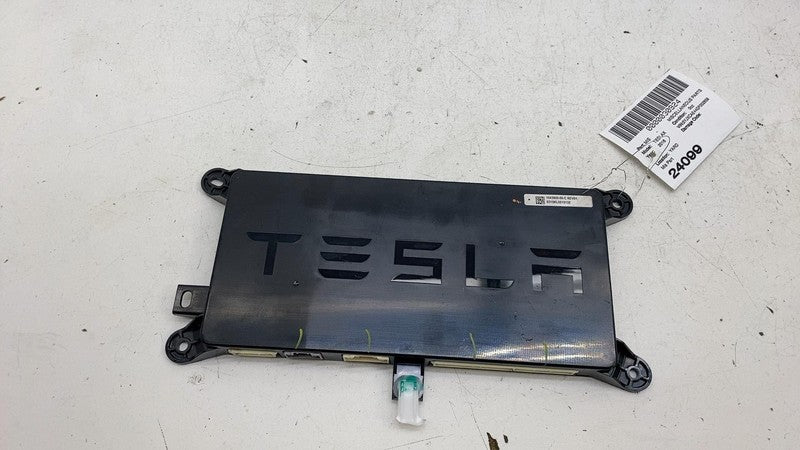 104390000C ⭕ 2016-2020 Tesla Model X Rear Body Chassis Control Module BCM TSTD 1043900-00-C