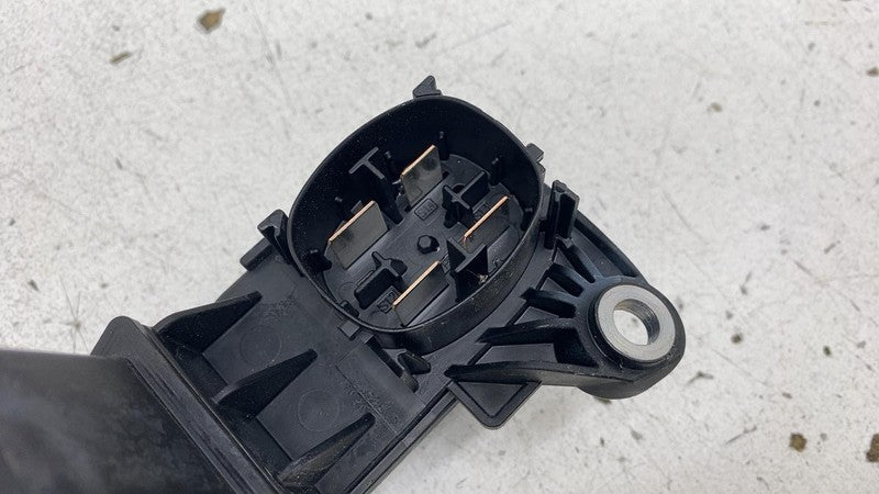 2019 BMW 530e G30 2.0L Battery Voltage Jump Start Terminal Junction Bo