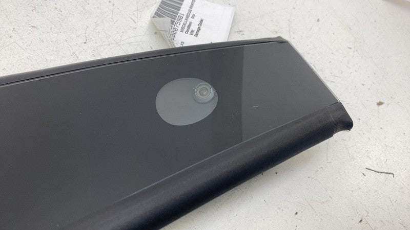 ⭕ 24-25 Tesla Model 3 Passenger Side B-Pillar Applique Glass Trim Mold