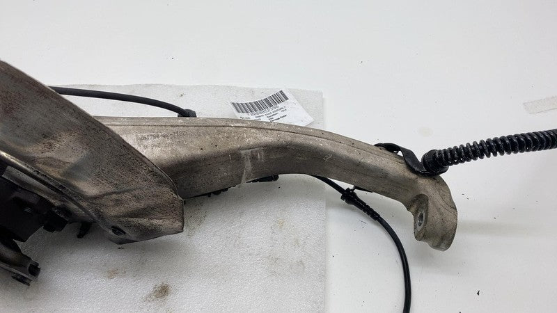 2011-2014 Porsche Cayenne Front Right Spindle Knuckle Hub w/ Dust Shie