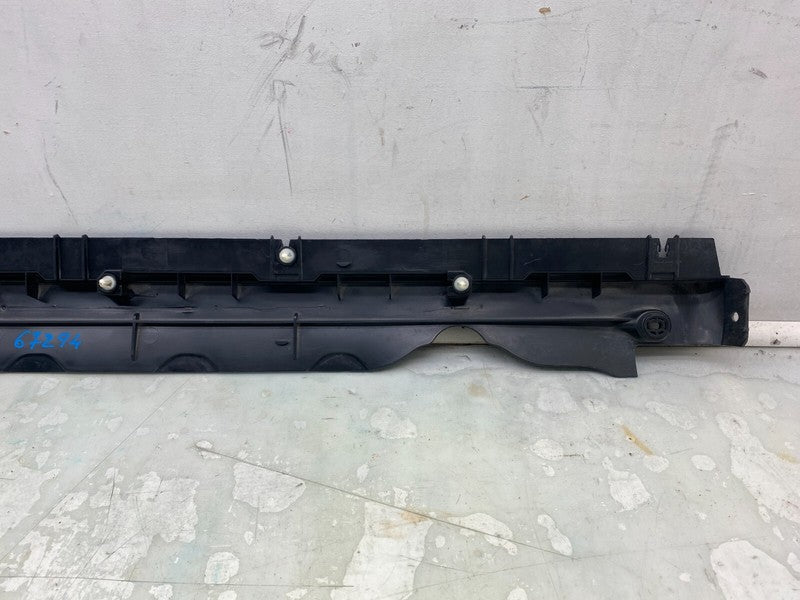 1497741 00 B ⭕20-23 Model Y Left Side Skirt Rocker Molding Panel Carrier Bracket 1497741-00-B