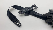 2011-2018 Porsche Cayenne S Front Driver Side 1st Row Seat Belt Retractor Left