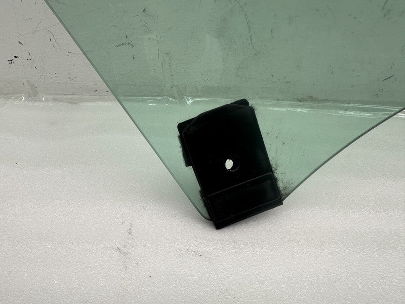 43R-004530 ⭕ 17-19 Tesla Model 3 Front Driver Side Door Window Glass Left LH (Single Pane)