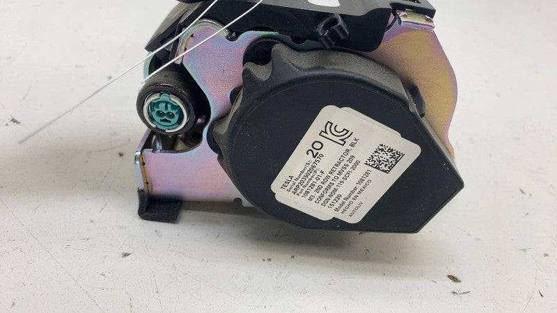 ⭕ 2017-2023 Tesla Model 3 M3 Rear 2nd Row Seatbelt Retractor Right 108