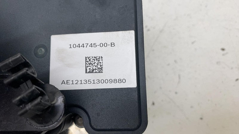 ⭕ 20-23 Model Y Anti-Lock Brake System ABS Pump Module w/ Bracket 1044