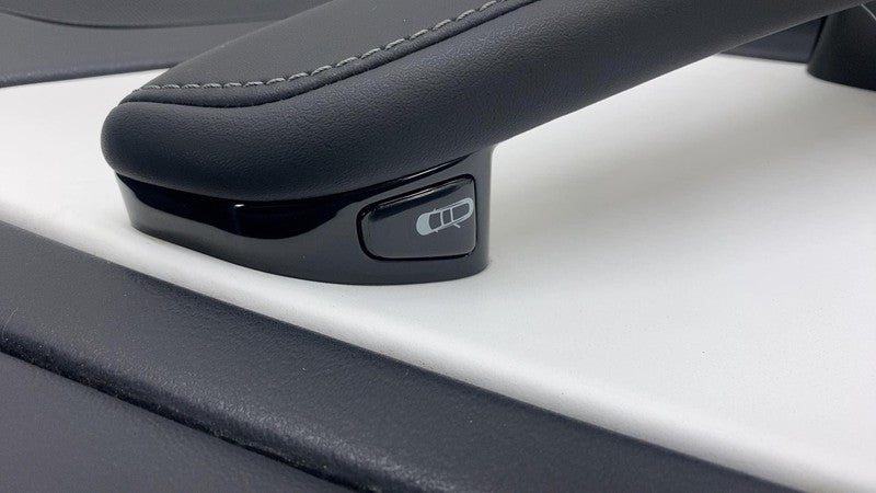 1090413-02-L ⭕ 17-20 Tesla Model 3 Rear Left Interior Door Panel Trim Card Cover 1090413-02-L