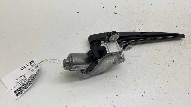 ⭕ 2025 Rivian R1S Rear Liftgate Back Window Glass Wiper Arm & Motor PT