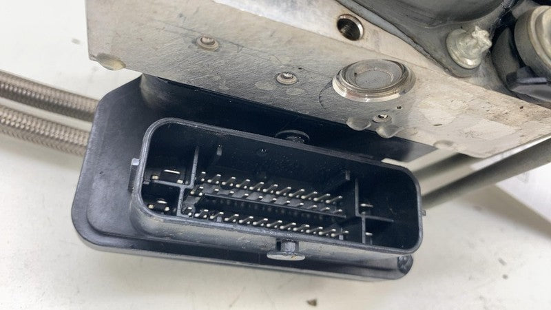 104474500B ⭕ 2017-2023 Tesla Model 3 M3 Anti-Lock Brake System ABS Pump Module 1044745-00-B