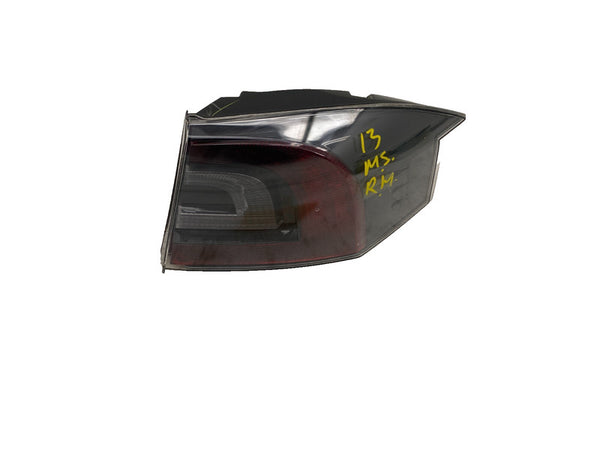 ⭕ 12-22 Tesla Model S Passenger Side Taillight LED Taillamp Right 6005919-00-C